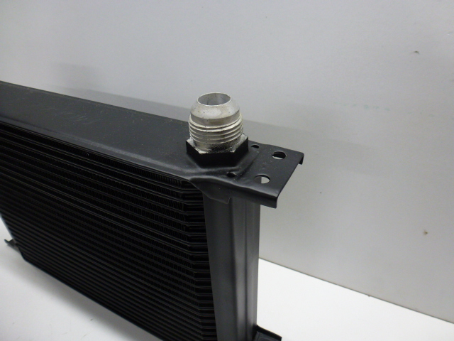 MOCAL, 25 ROW OIL COOLER, -12 JIC MALE FITTING - Image 3