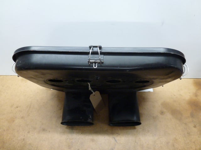PAIR OF WEBER, 44IDF DOWNDRAUGHT CARBS ON PINTO MANIFOLD WITH AIRBOX - Image 11