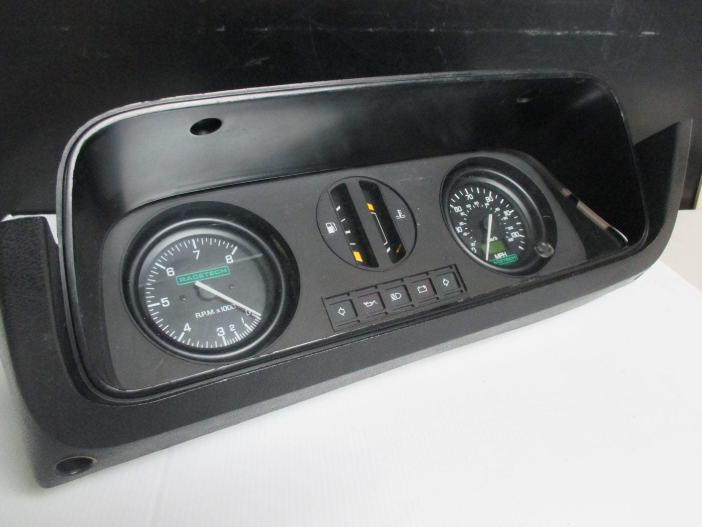 Mk2 ESCORT, ORIGINAL DASH CONVERSION TO RACETECH GAUGES