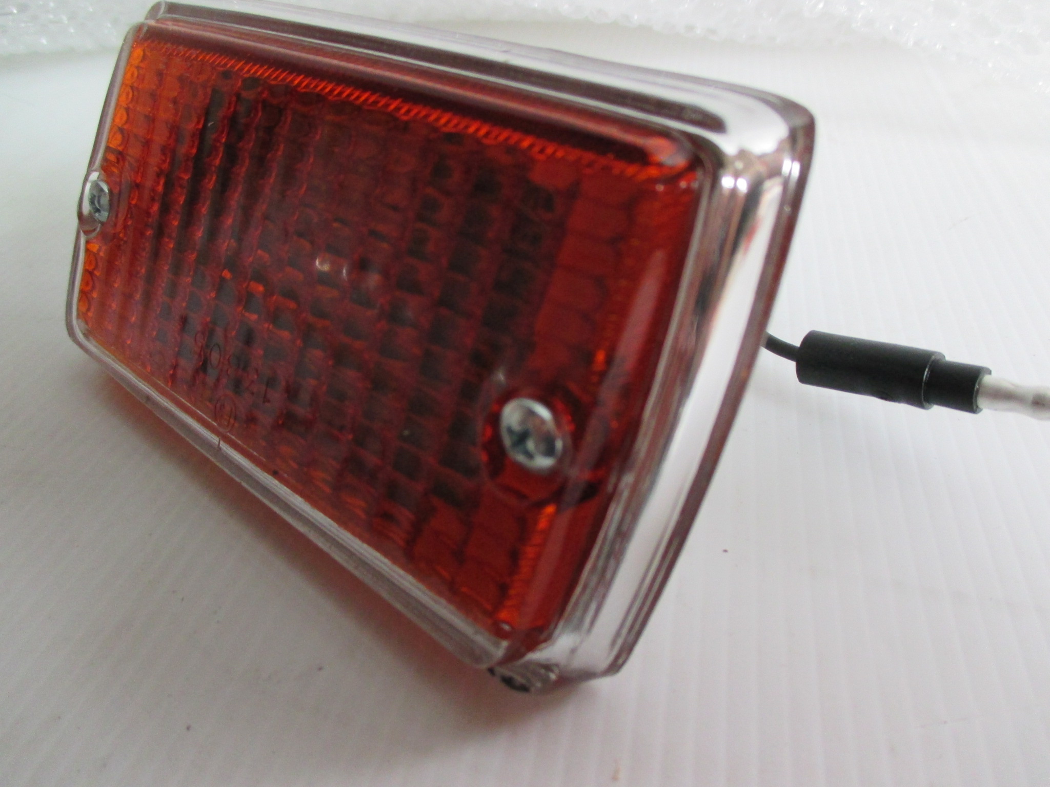 PAIR OF MK1 ESCORT, FRONT INDICATORS WITH CHROME SURROUND LENSES - Image 11