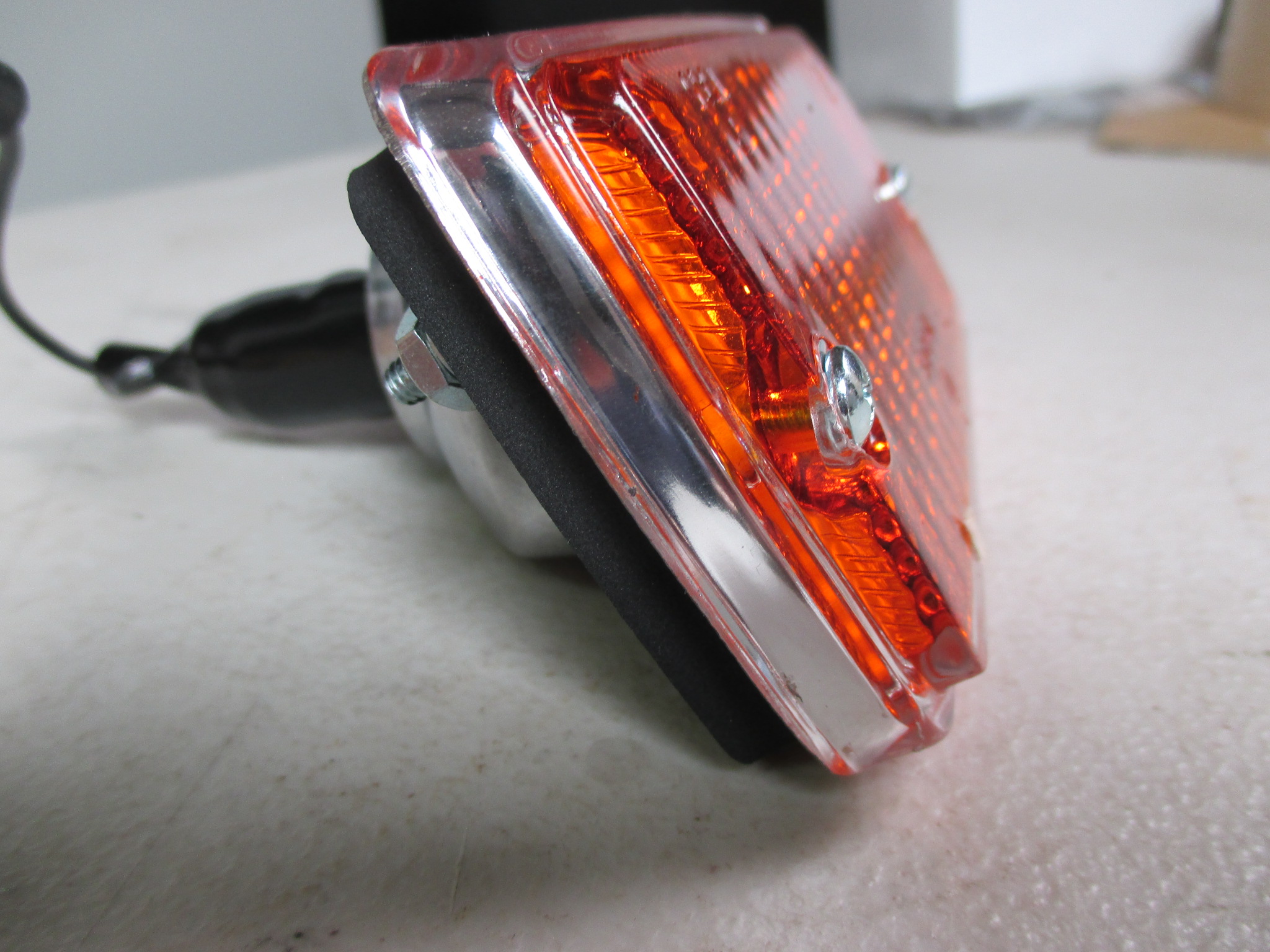 PAIR OF MK1 ESCORT, FRONT INDICATORS WITH CHROME SURROUND LENSES - Image 2
