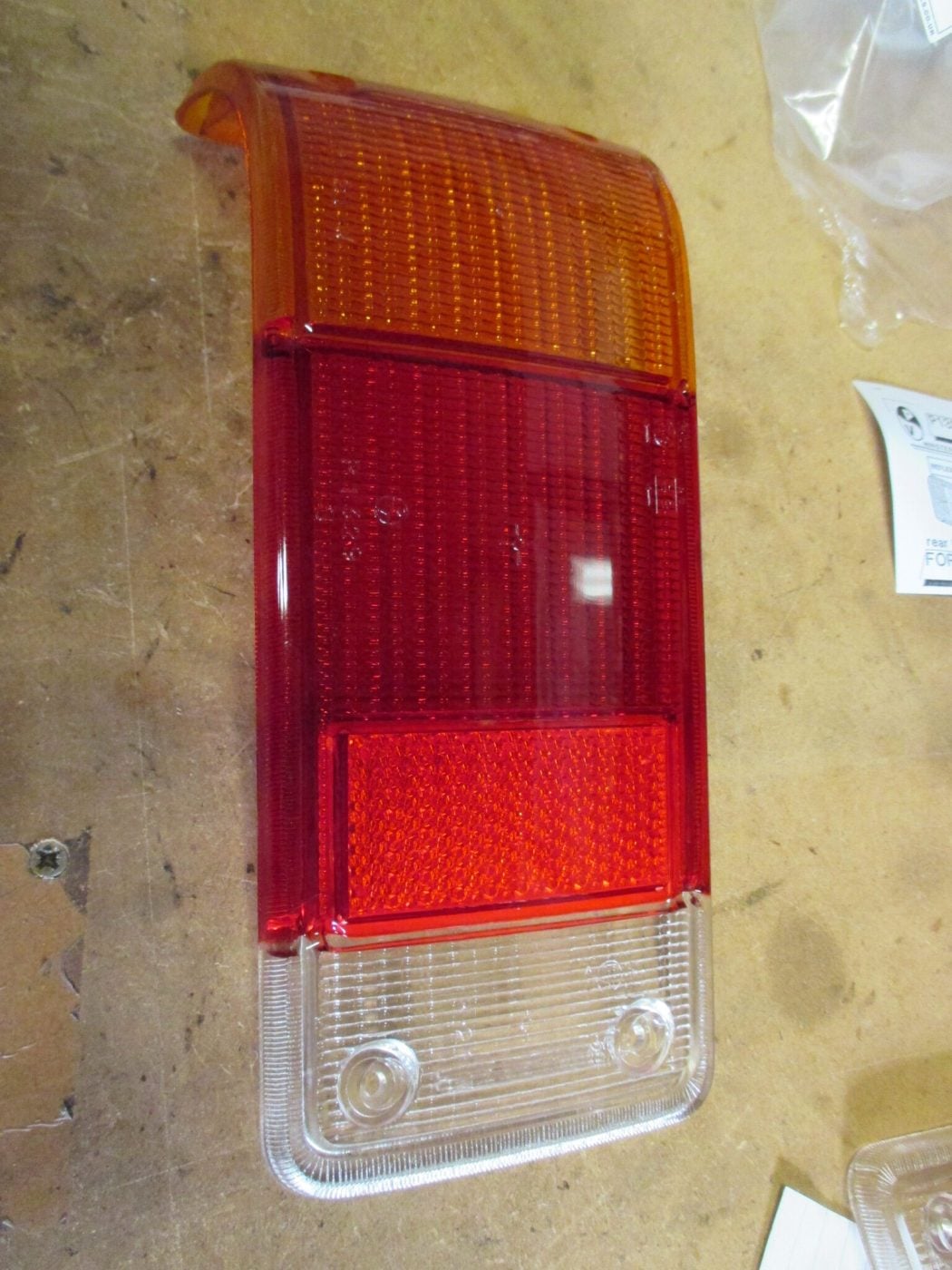 MK2 ESCORT ,LEFT HAND, REAR LIGHT LENS