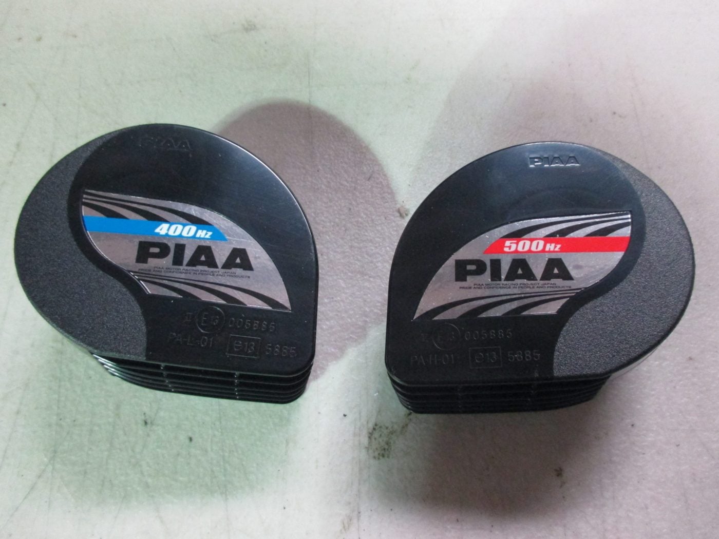 PIAA, SLIM PROFILE, TWO TONE HORNS
