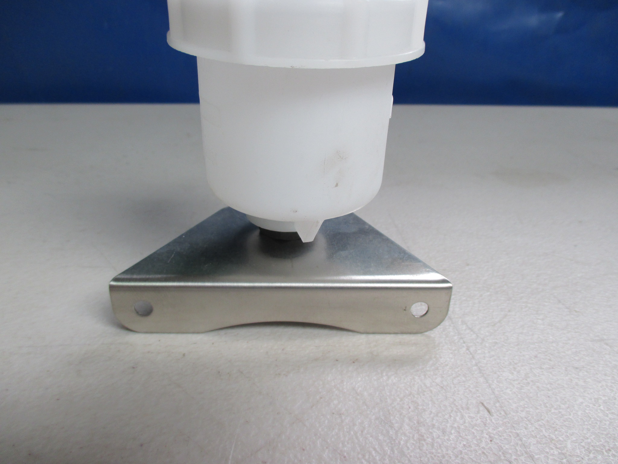 MOUNTING BRACKET FOR GIRLING TYPE RESERVOIRS - Image 5