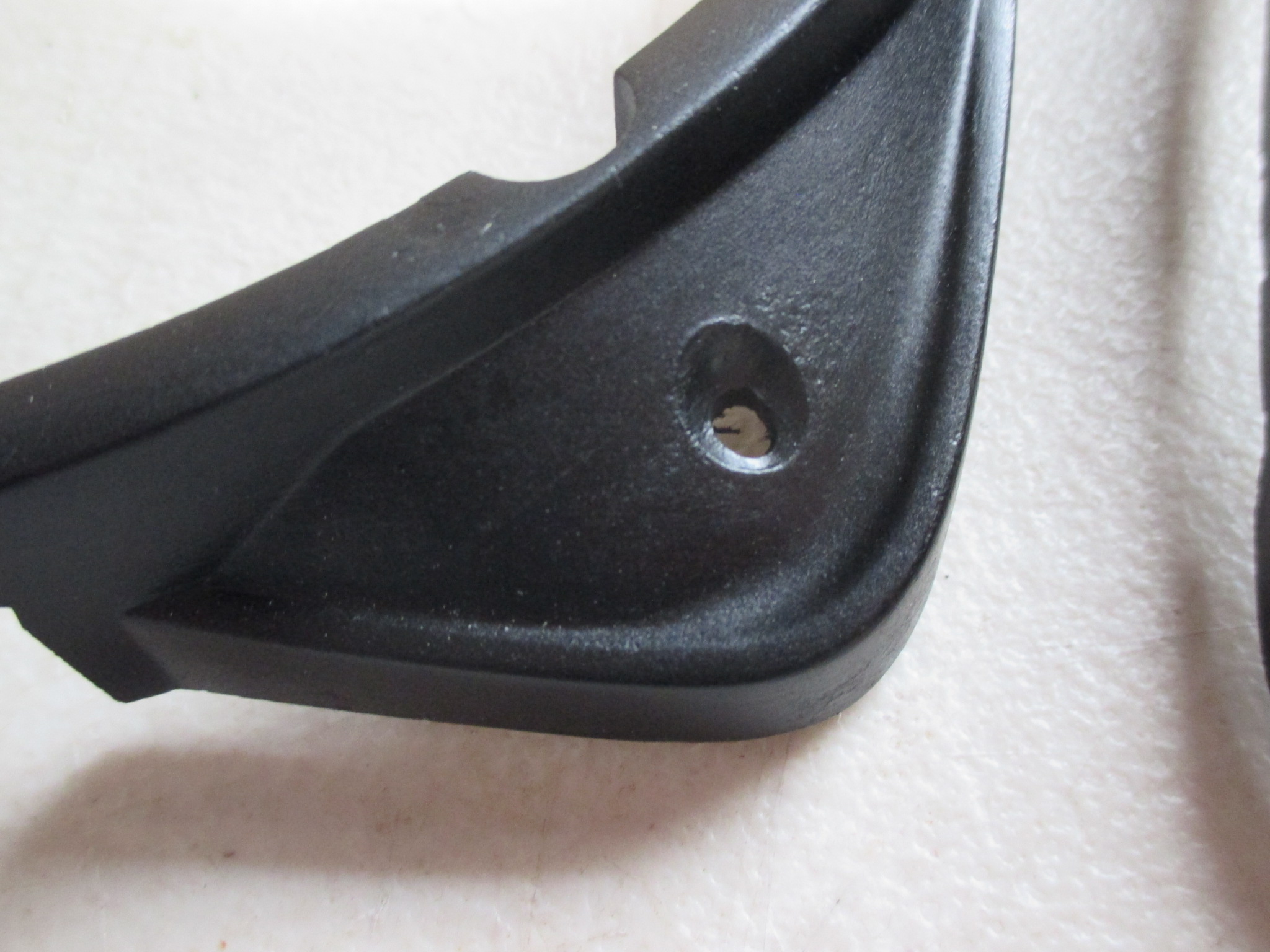 MK1 FIESTA XR2 , FIBREGLASS HEADLIGHT BEZELS,SURROUNDS - Image 7