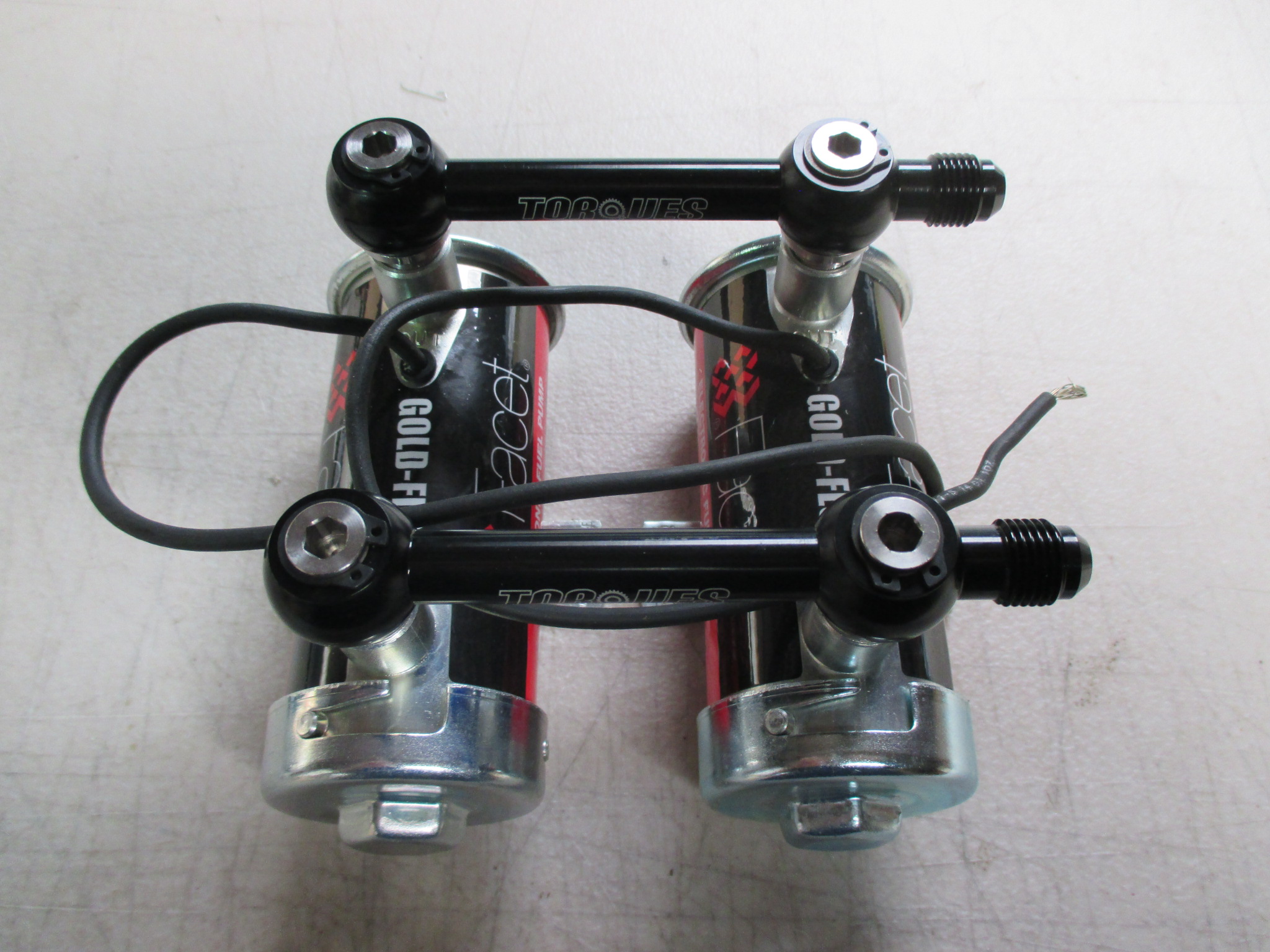 TWIN FACET,RED TOP, GOLD FLO, PUMPS WITH ALLOY LINK PIPE (BLACK) - Image 2