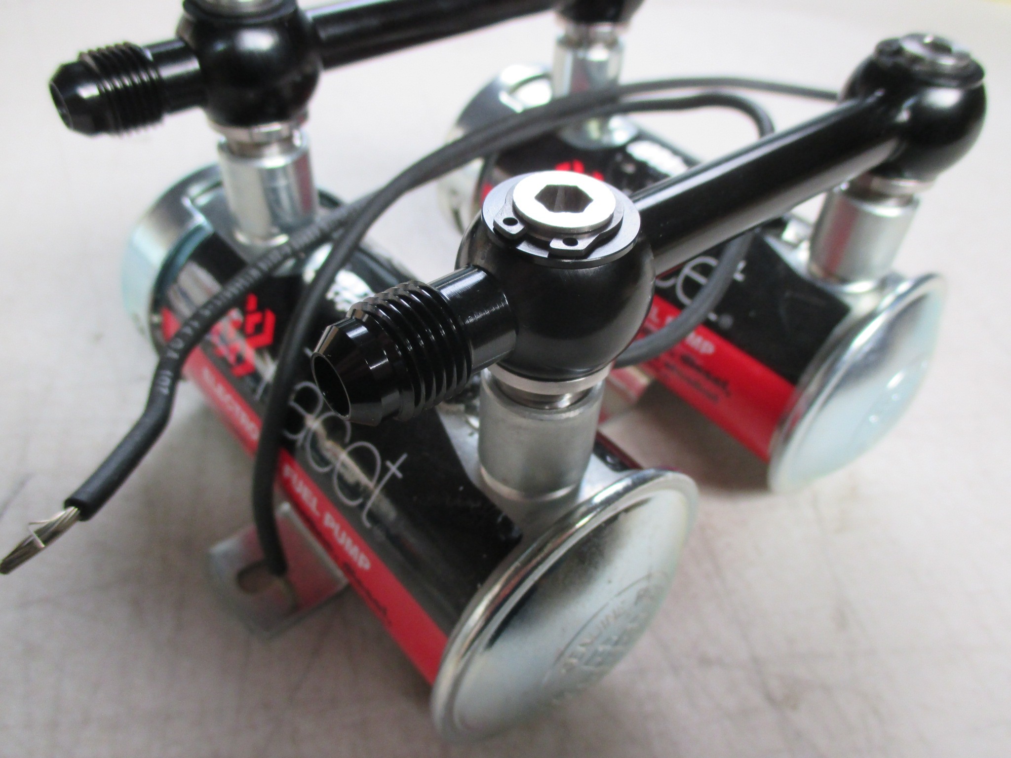 TWIN FACET,RED TOP, GOLD FLO, PUMPS WITH ALLOY LINK PIPE (BLACK) - Image 3