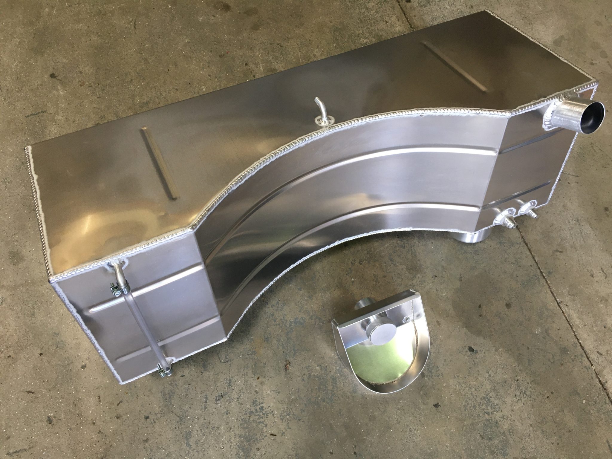 ESCORT MK1,MK2, ALLOY, SHAPED, INJECTION FUEL TANK WITH SCREW FITTINGS - Image 6