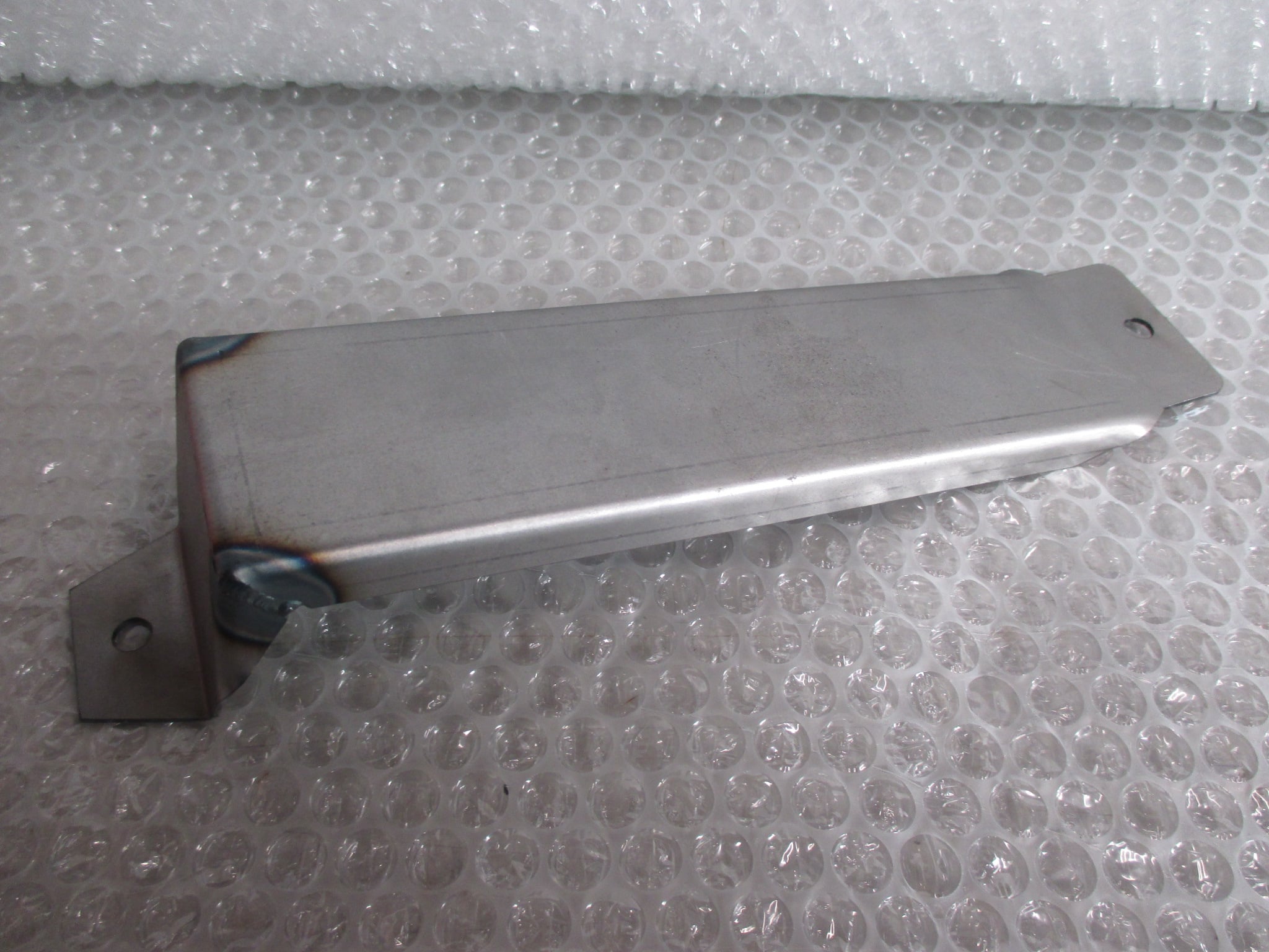 MK1 ESCORT, BRAKE RESERVOIR BRACKET, FOR GIRLING TYPE RESERVOIRS,WITHOUT HOLES - Image 2