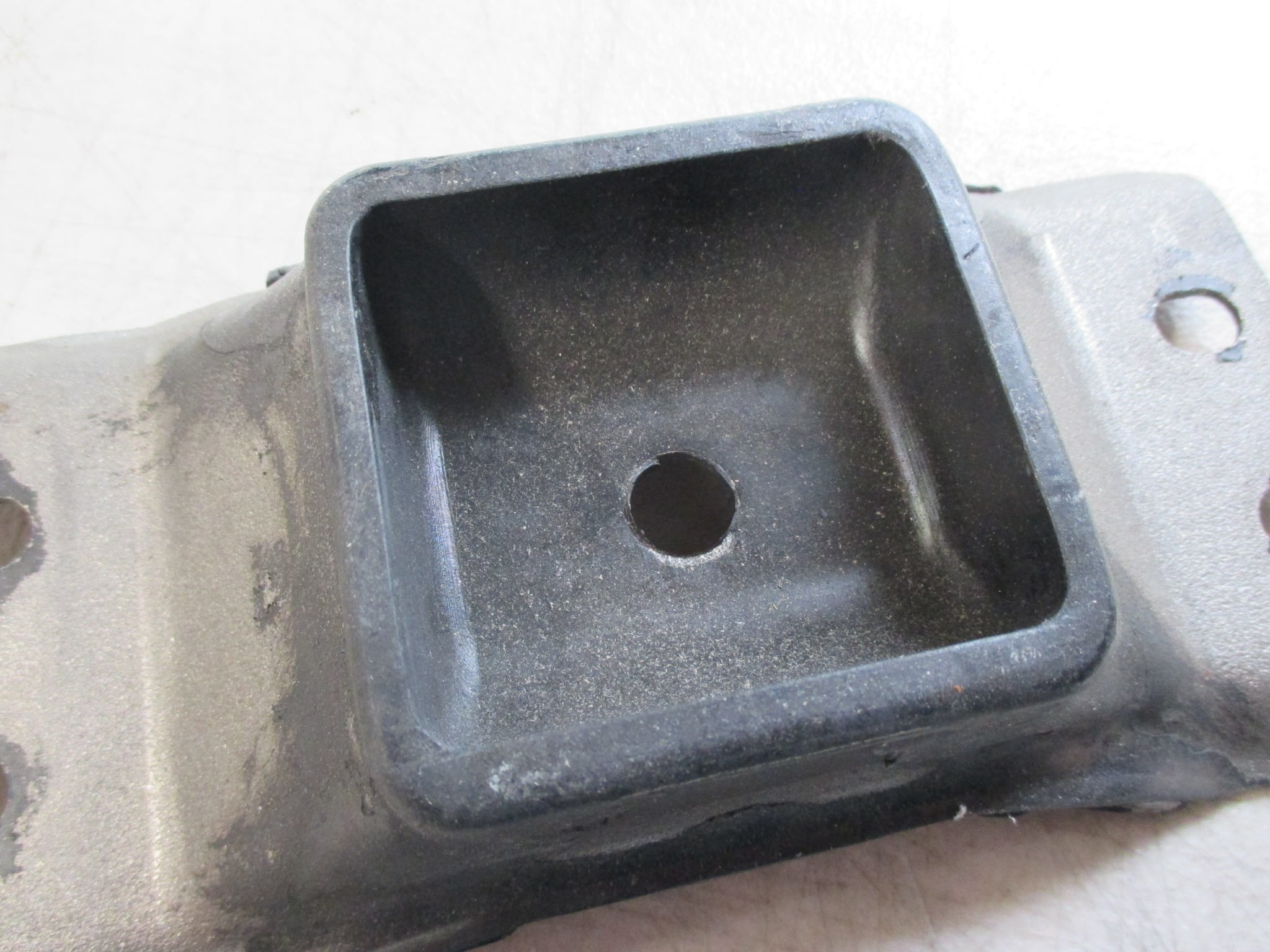 FORD ESCORT MK1, MK2, REPRODUCTION, STANDARD, GEARBOX MOUNT, CROSSMEMBER - Image 4