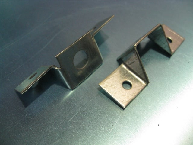 FORD ESCORT MK2, NEW REPRO FRONT GRILL CLIPS - Image 5