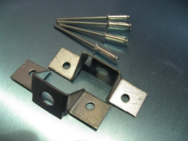 FORD ESCORT MK2, NEW REPRO FRONT GRILL CLIPS