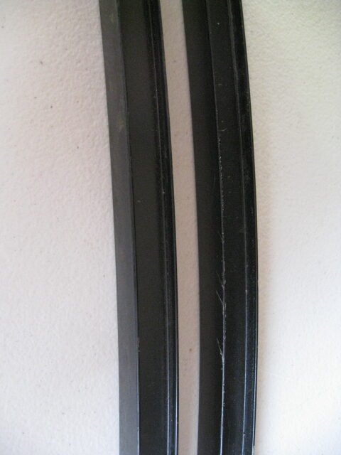ESCORT MK2, 2 DOOR, FRONT WINDOW CHANNELS - Image 5