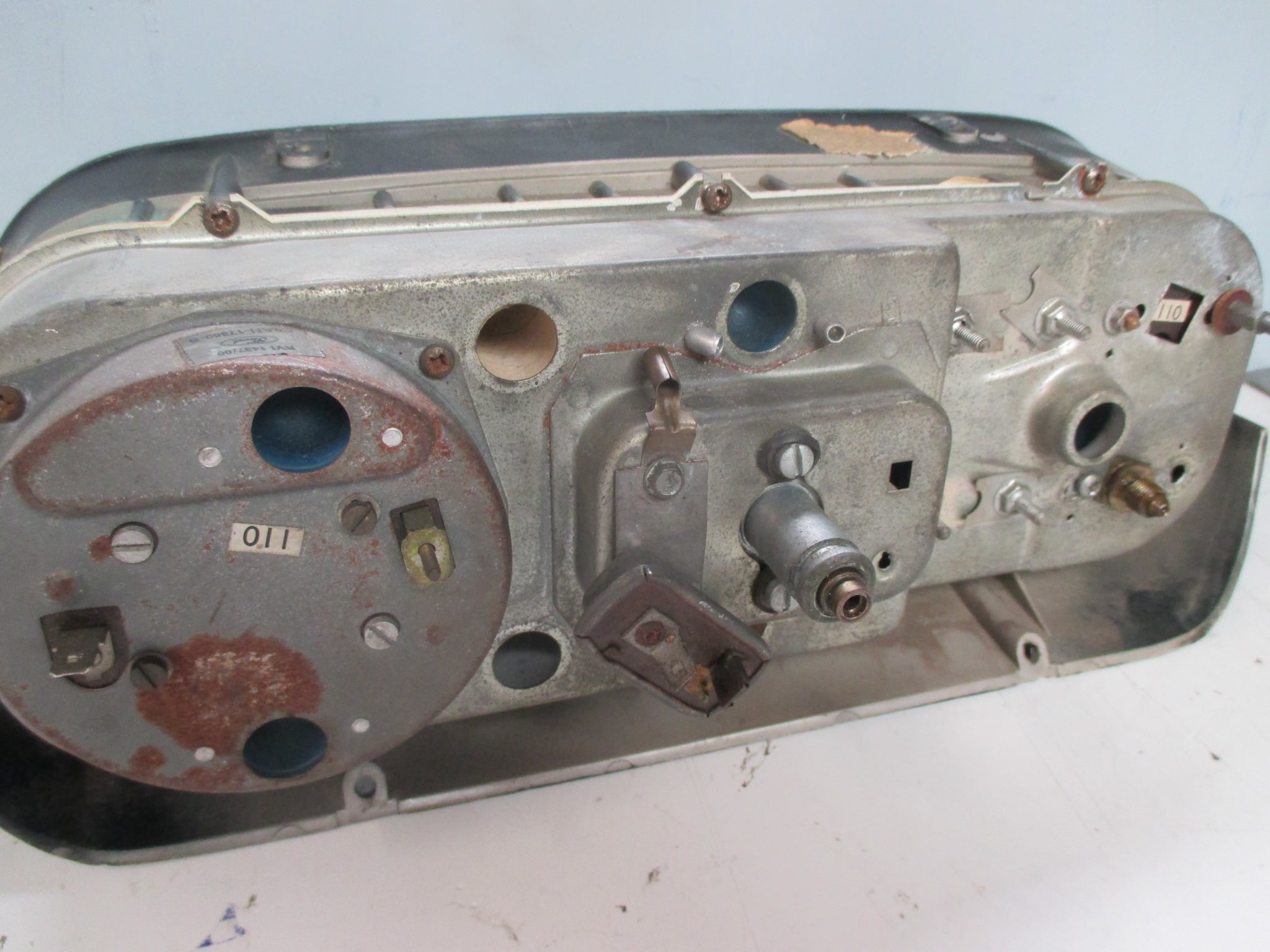 LEFT HAND DRIVE, MK1 ESCORT, 6 DIAL DASH CLOCKS - Image 2