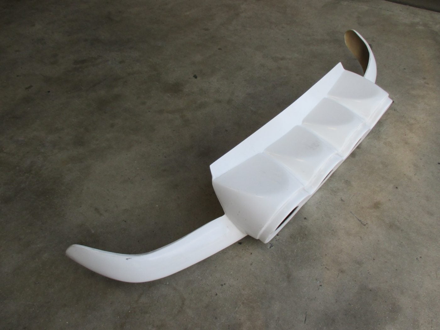 LOTUS ELAN,BUMPER WITH LAMP POD