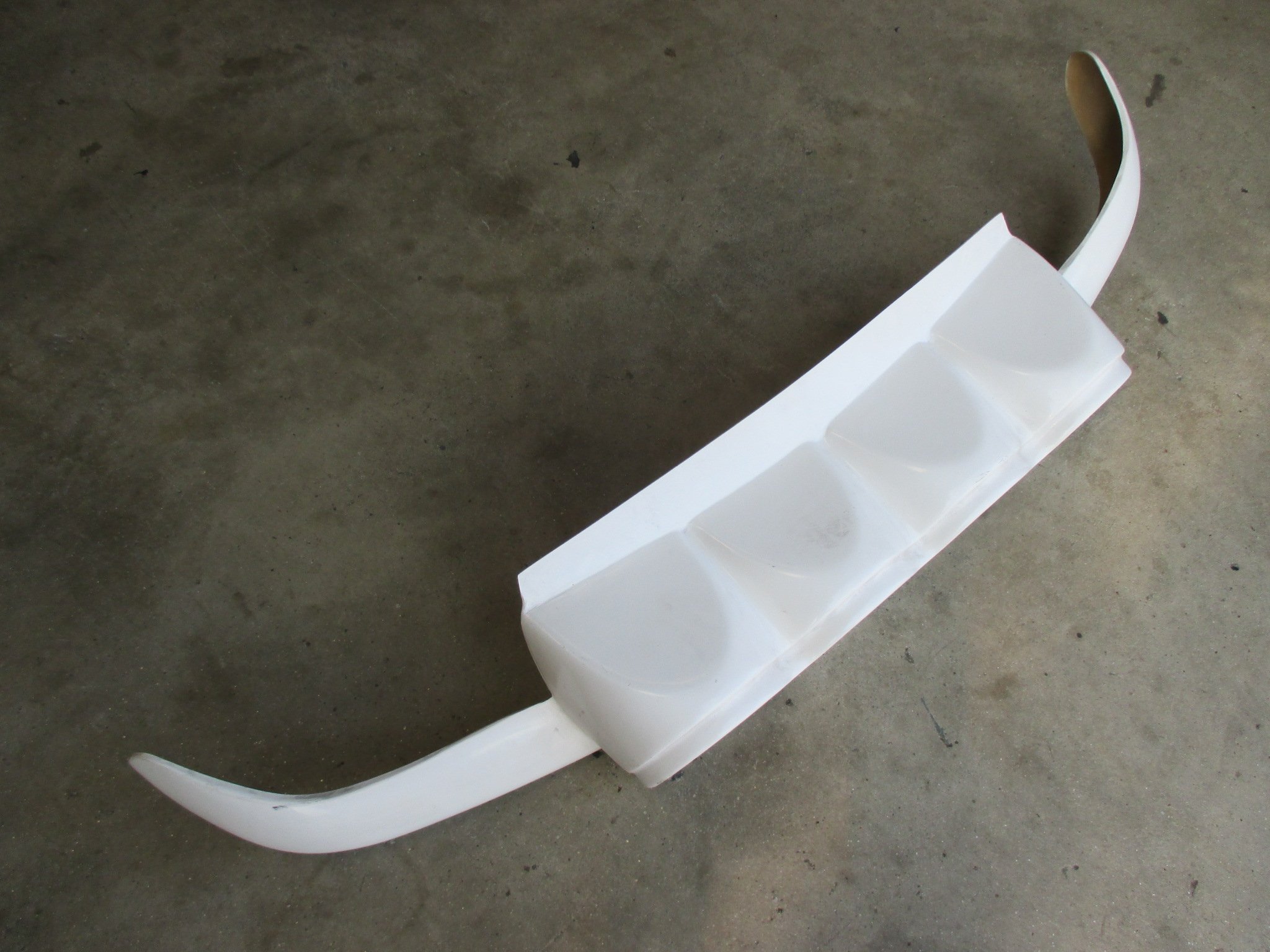 LOTUS ELAN,BUMPER WITH LAMP POD - Image 4