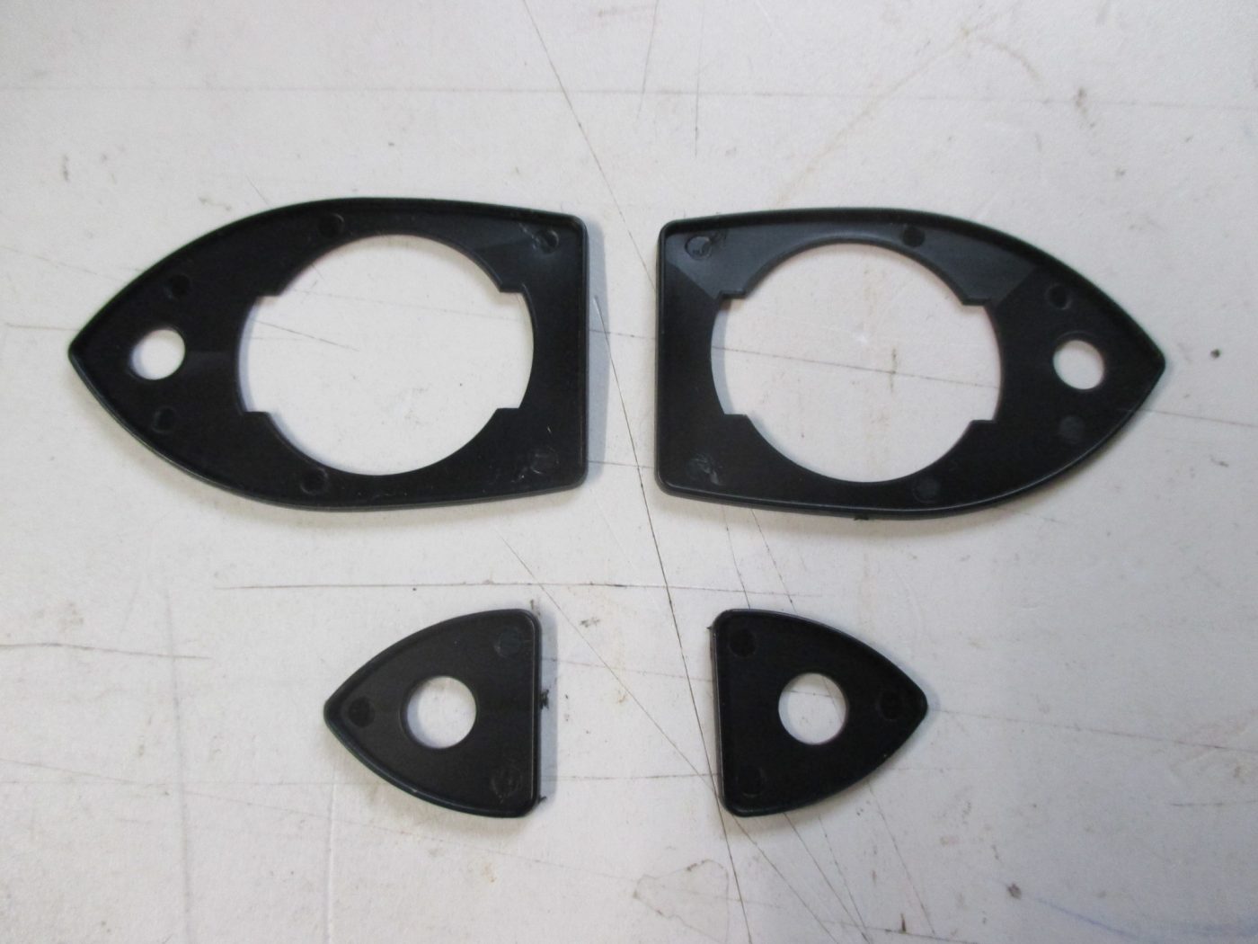 EARLY MK1 ESCORT DOOR HANDLE GASKETS