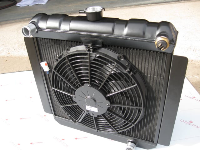 MK2 ESCORT, CROSSFLOW, LARGE HEADER ALLOY RADIATOR  WITH FAN AND SWITCH