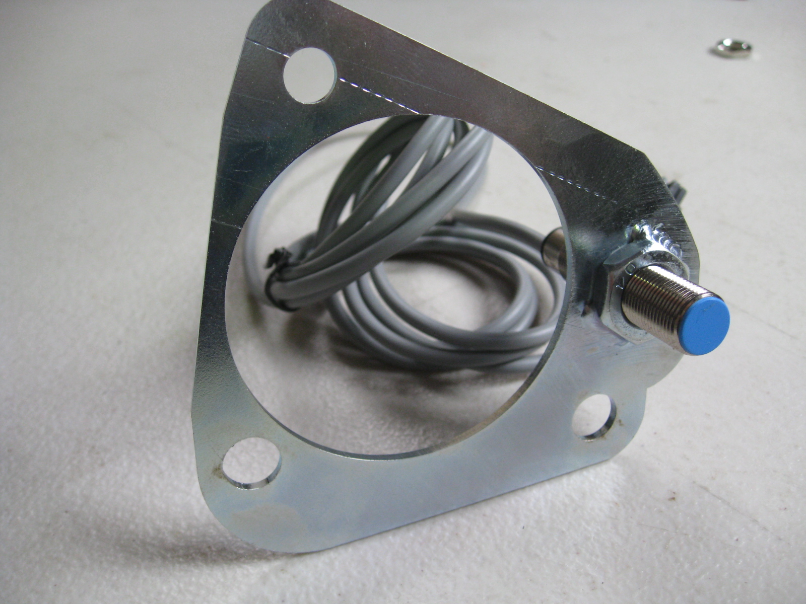 MONIT WHEEL SPEED SENSOR AND BRACKET TO FIT ESCORT STRUT, LEFT HANDSIDE - Image 5