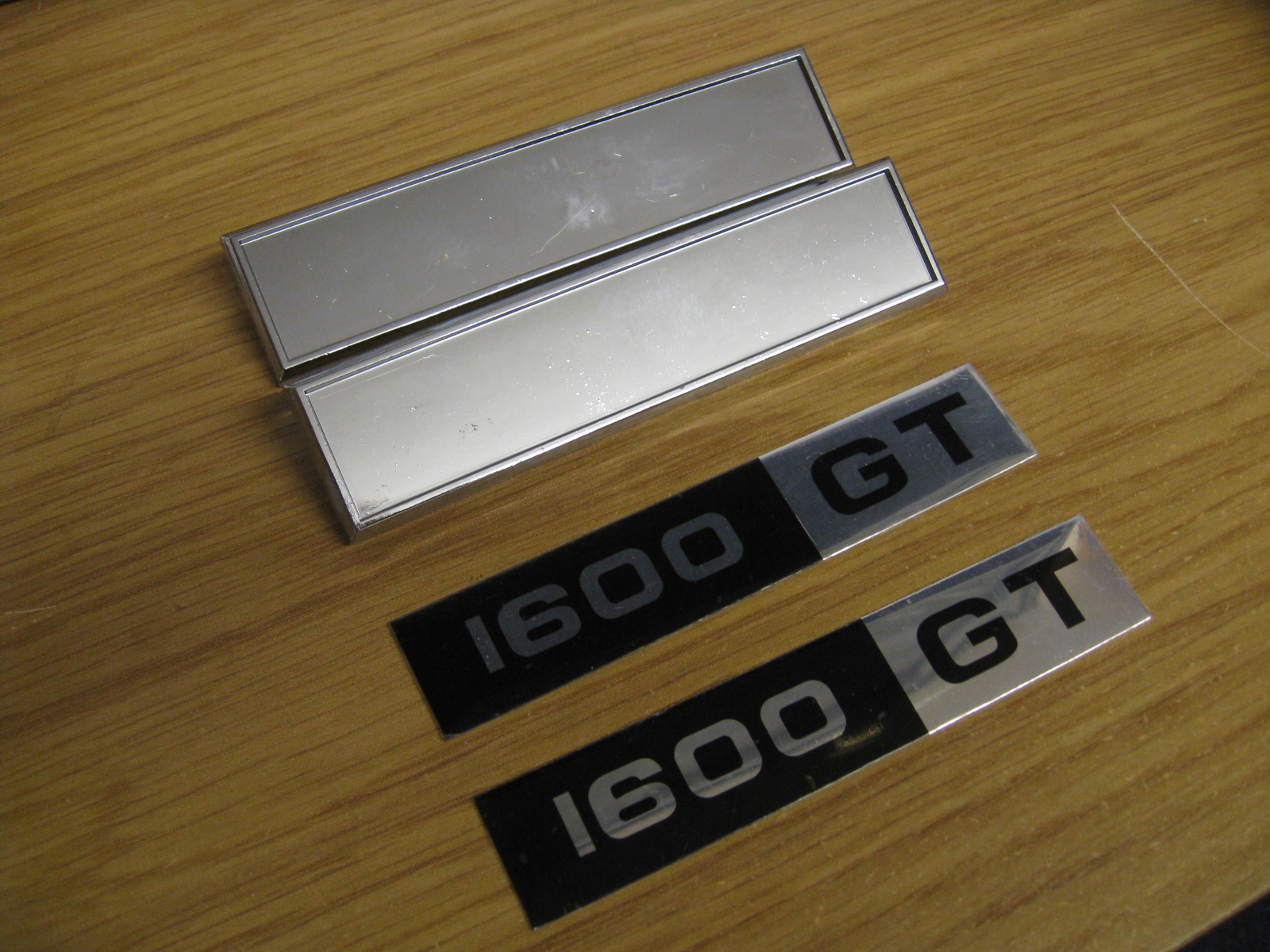 FORD ESCORT MK1, 1600GT, WING BADGE KIT - Image 3