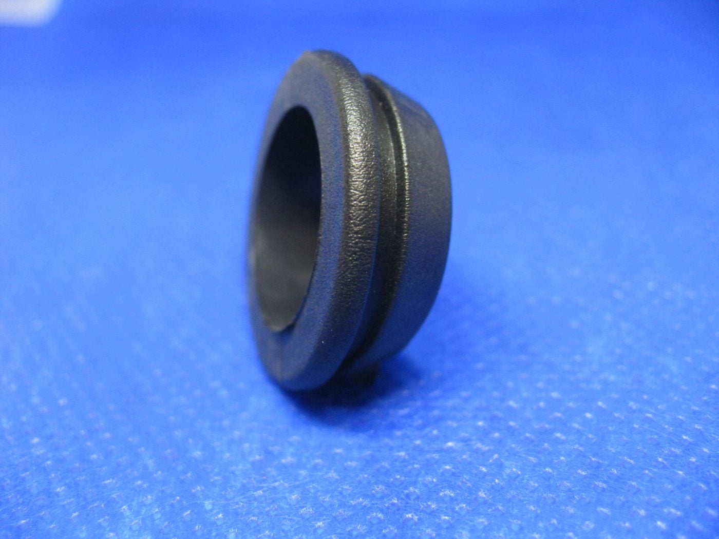 PACK OF 10, 20mm, FAST-FIT,EASY-FIT,20mm OPEN GROMMETS,WIRING,FUEL,OIL,RALLY,RACE