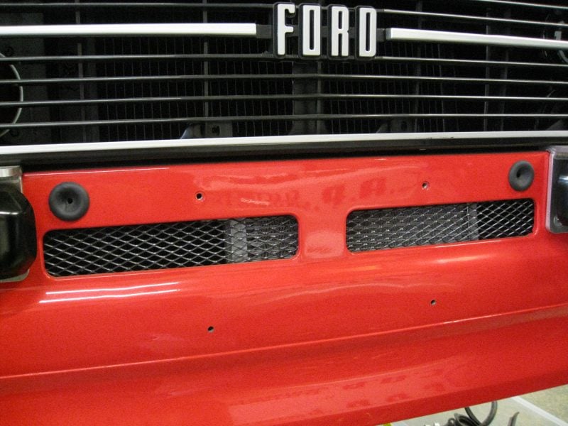 MK2 ESCORT, BLACK,FRONT PANEL GRILLS