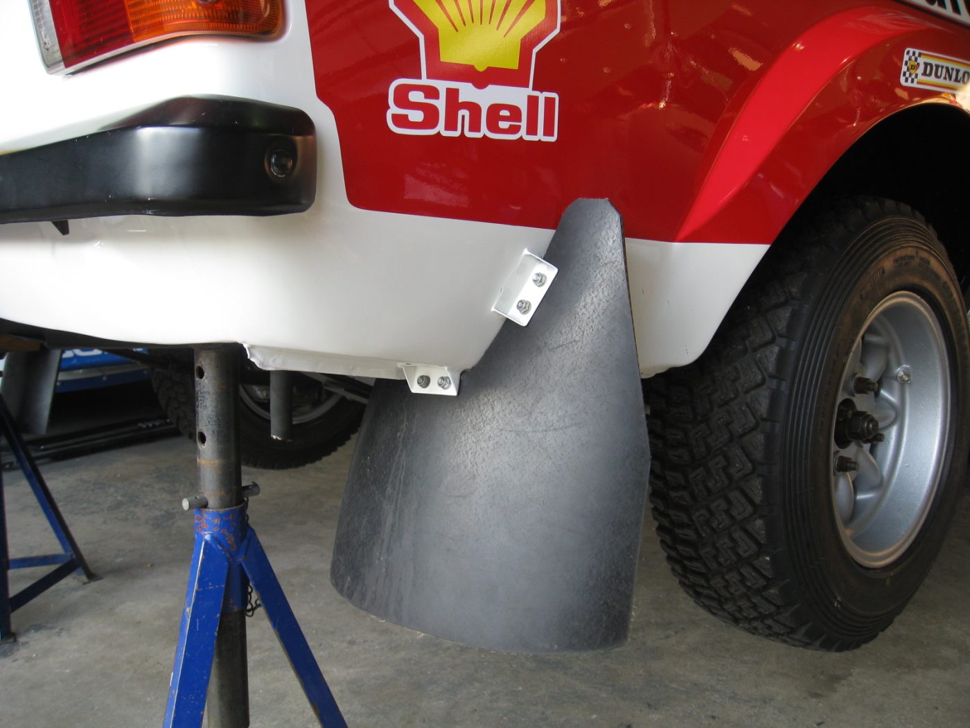 MK1, MK2 FORD ESCORT, WORKS TYPE, STEEL MUDFLAP BRACKETS