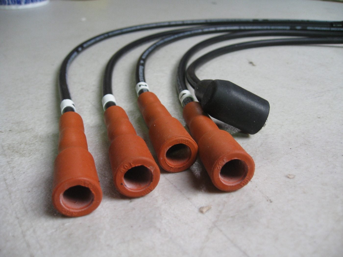 FORD MK2 RS2000, 7mm MAGNECOR HT LEADS SET ,PINTO