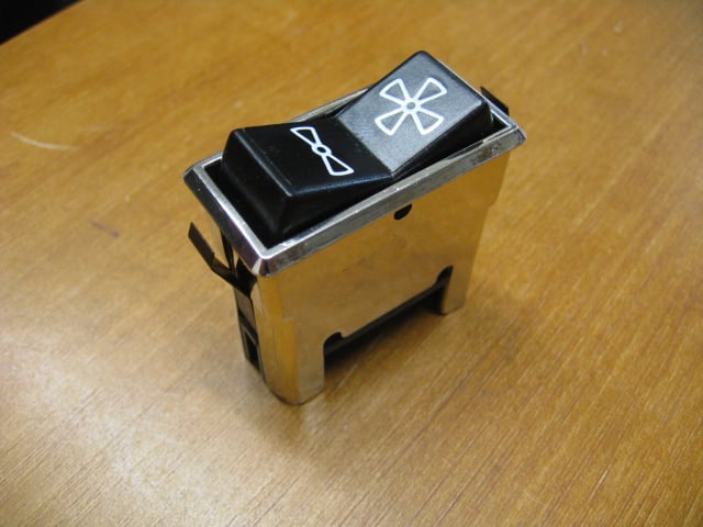 RECONDITIONED MK1 ESCORT FAN SWITCH