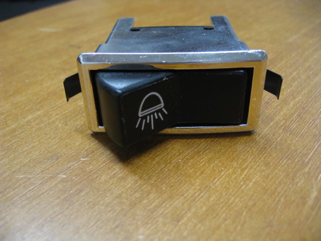 RECONDITIONED MK1 ESCORT, CURVED, HEADLIGHT/HEADLAMP SWITCH