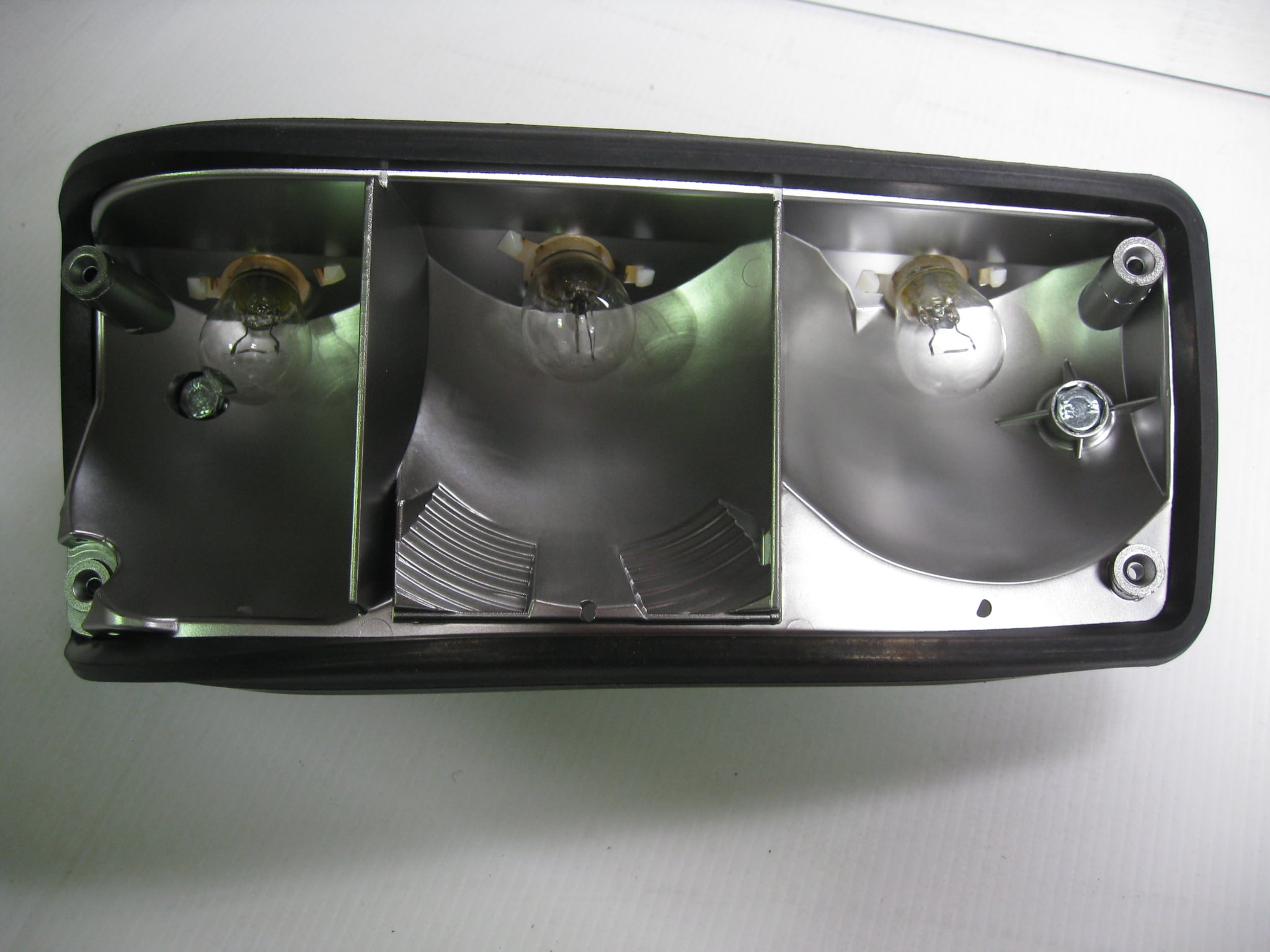 MK2 ESCORT, LEFT HAND REAR LIGHT,LAMP CLUSTER