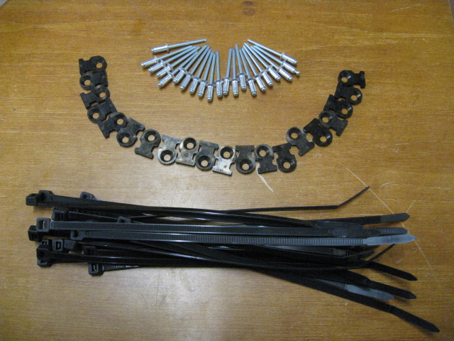 CABLE TIE AND SADDLE KIT
