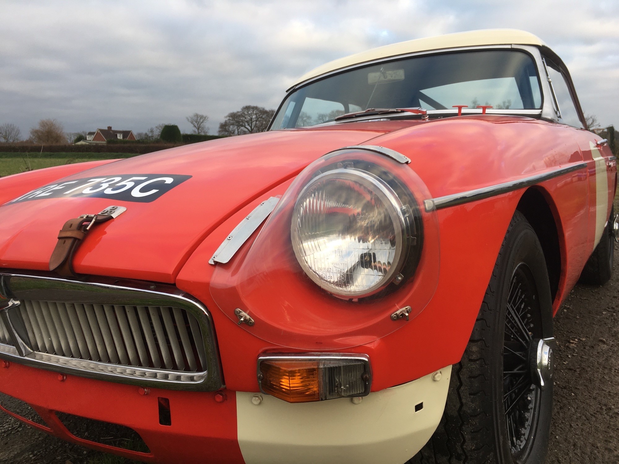 1965 MGB RALLY CAR - Image 6