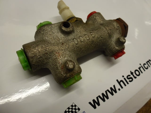 MK1 ESCORT, RS2000, BRAKE VALVE AND SWITCH ASSEMBLY