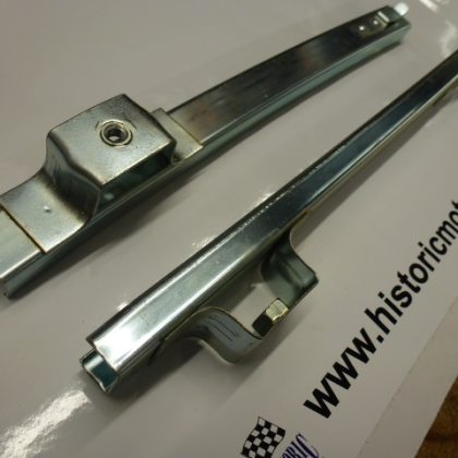 MK1 ESCORT, INNER DOOR WINDOW RUNNERS