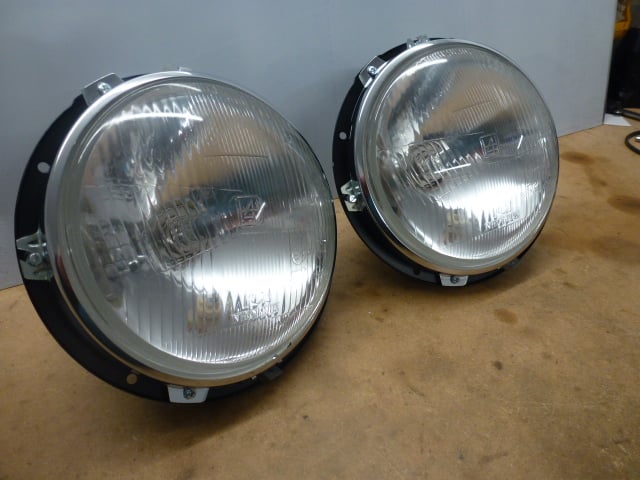FORD ESCORT MK1,H4 HEADLAMPS/HEADLIGHTS AND BOWLS