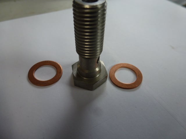 AN -4, 7/16 X 20 UNF THREAD, 32MM LONG BANJO BOLT WITH WASHERS
