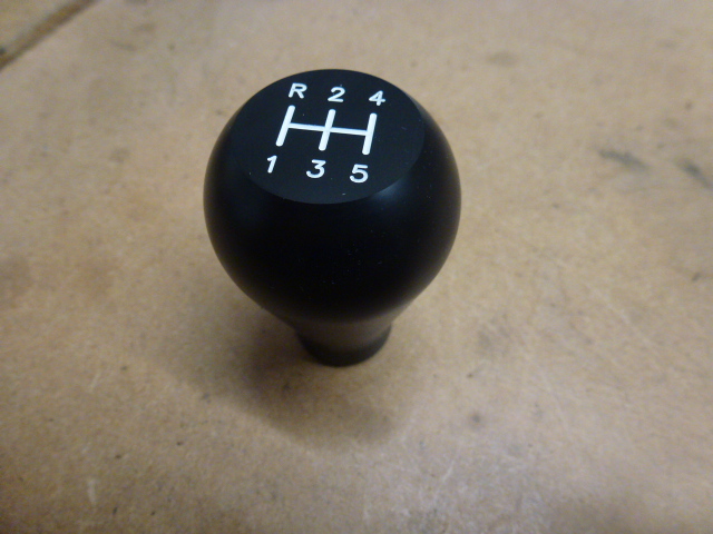 MK1, MK2, ESCORT, GROUP4, RALLY, ZF GEARKNOB IN WHITE