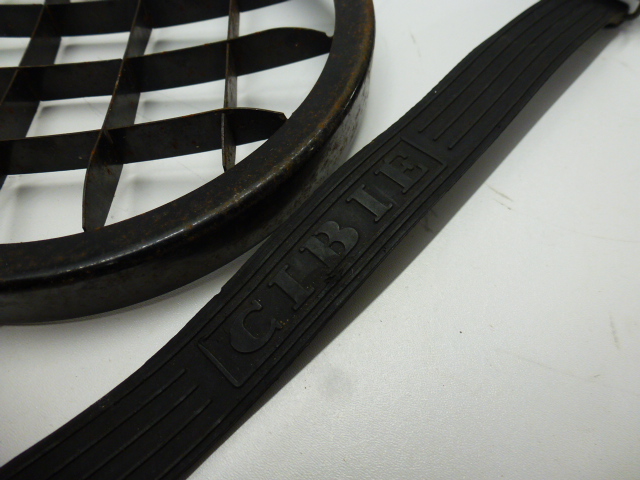 ORIGINAL CIBIE OSCAR LAMP GRILLS WITH RUBBER STRAP - Image 4