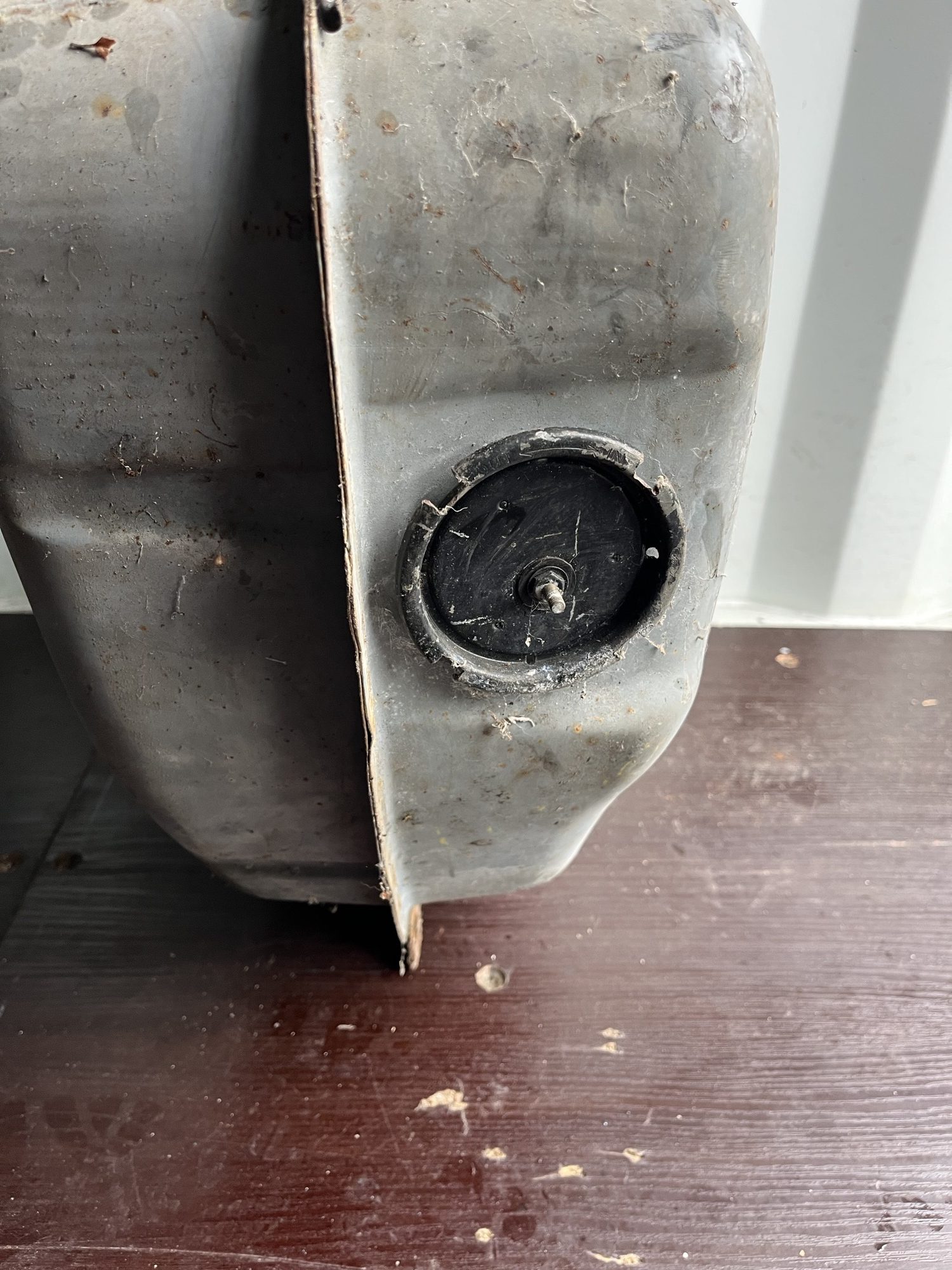 USED, EARLY MK1 ESCORT, STANDARD FUEL TANK - Image 2