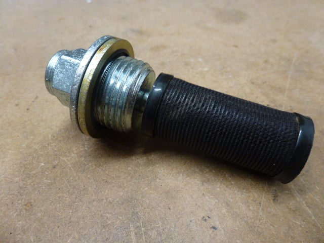 MK1, MK2 ESCORT, FUEL TANK FITTING WITH FILTER - Image 4