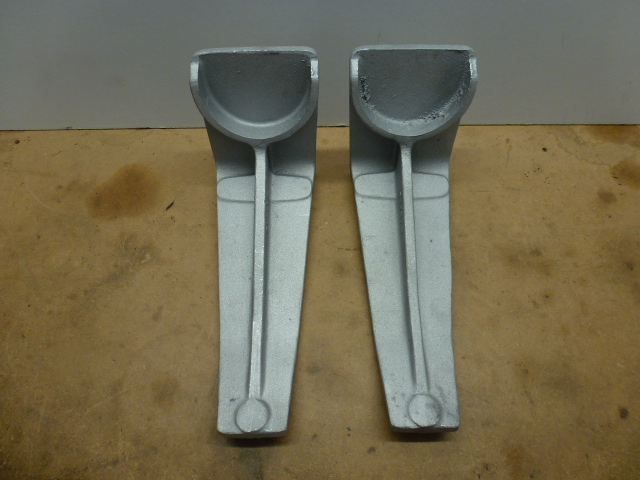 MK1 ESCORT, REPRODUCTION, MAGARD TYPE LAMP BRACKETS - Image 4