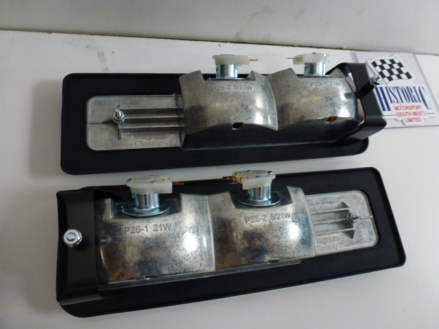 PAIR OF NEW, MK1 ESCORT, REAR LIGHT UNITS, COMPLETE - Image 8
