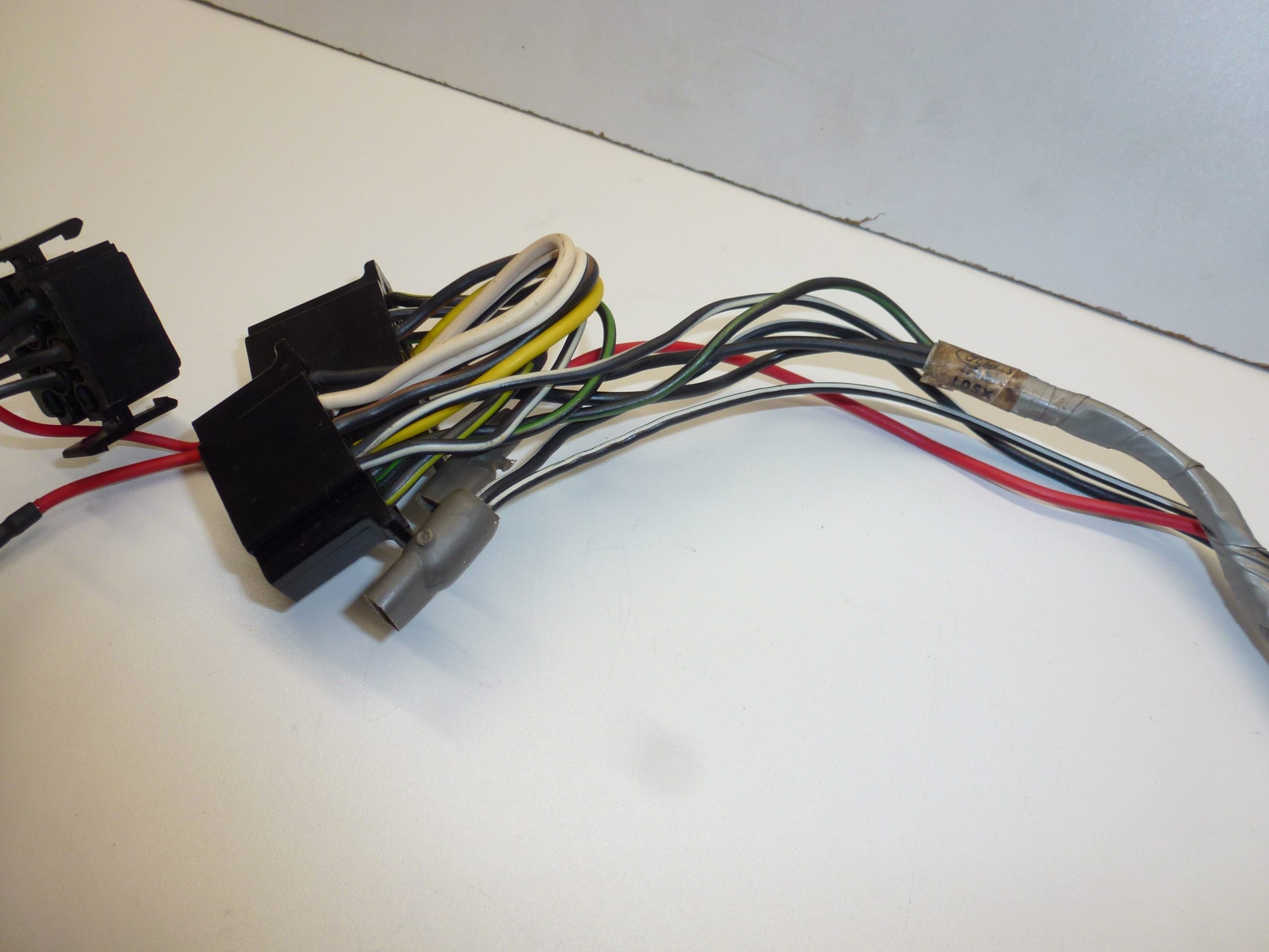 MK1 ESCORT, HAZARD WARNING LIGHT WIRING LOOM - Image 7
