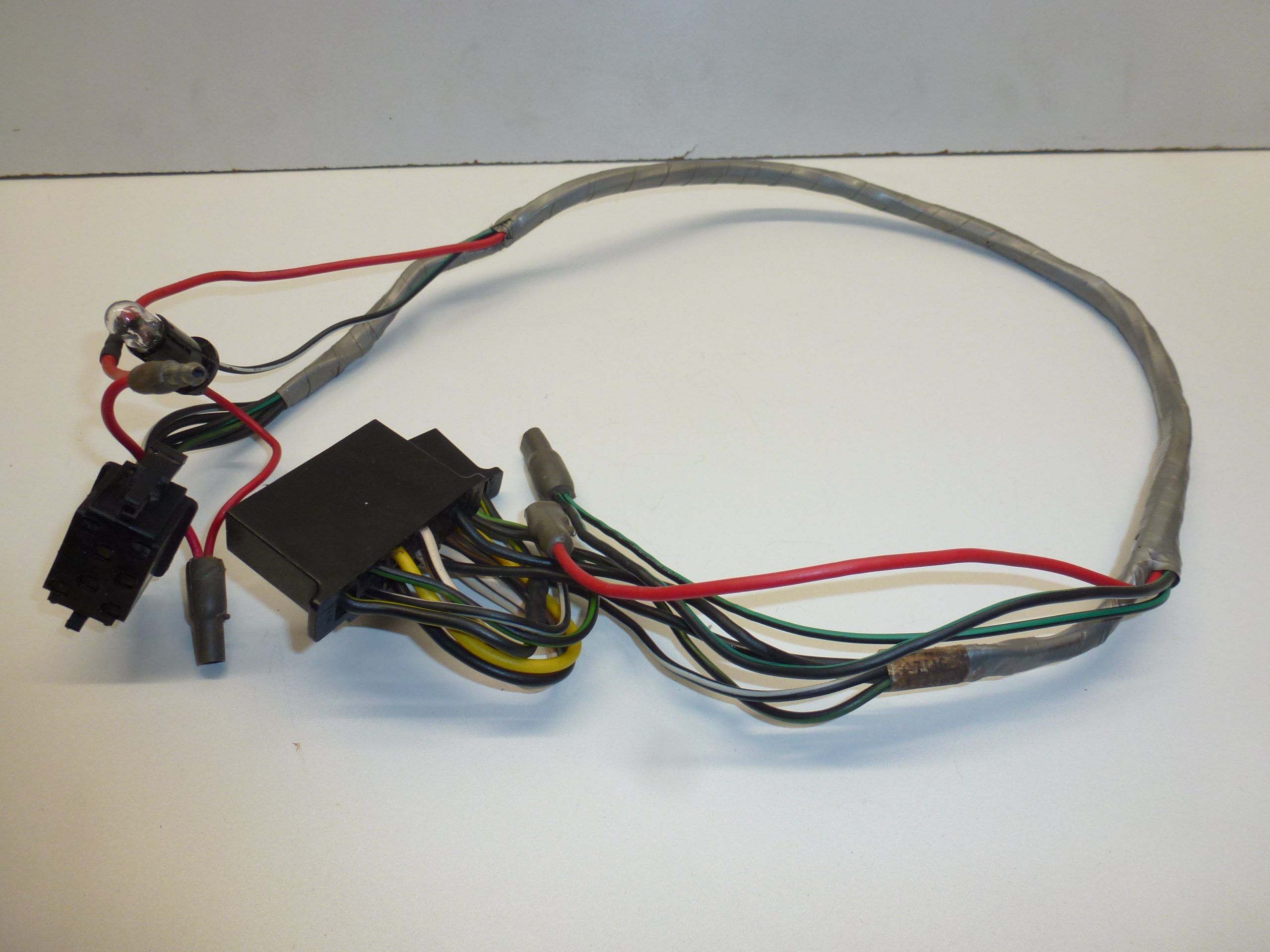 MK1 ESCORT, HAZARD WARNING LIGHT WIRING LOOM - Image 6