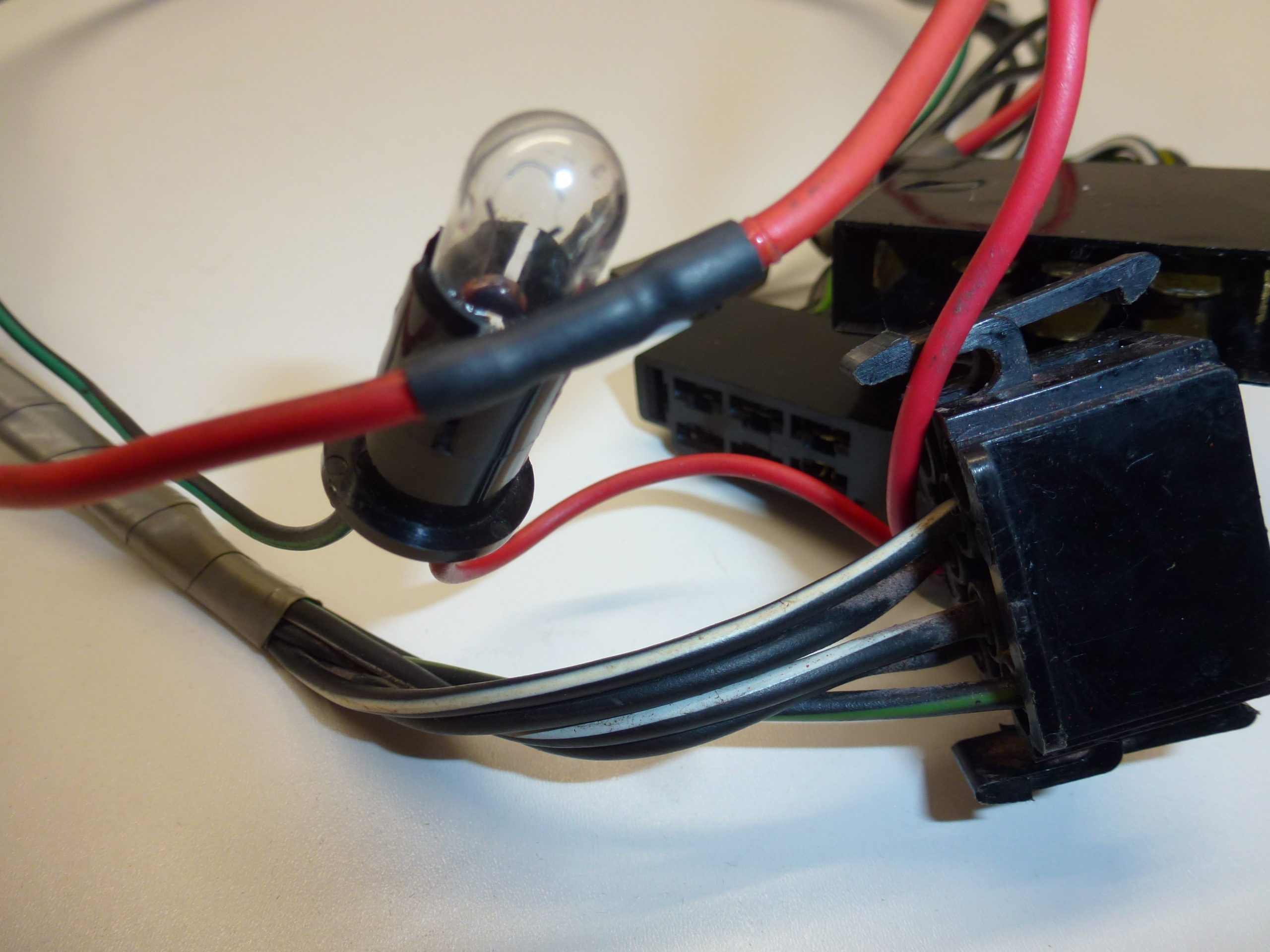 MK1 ESCORT, HAZARD WARNING LIGHT WIRING LOOM - Image 2