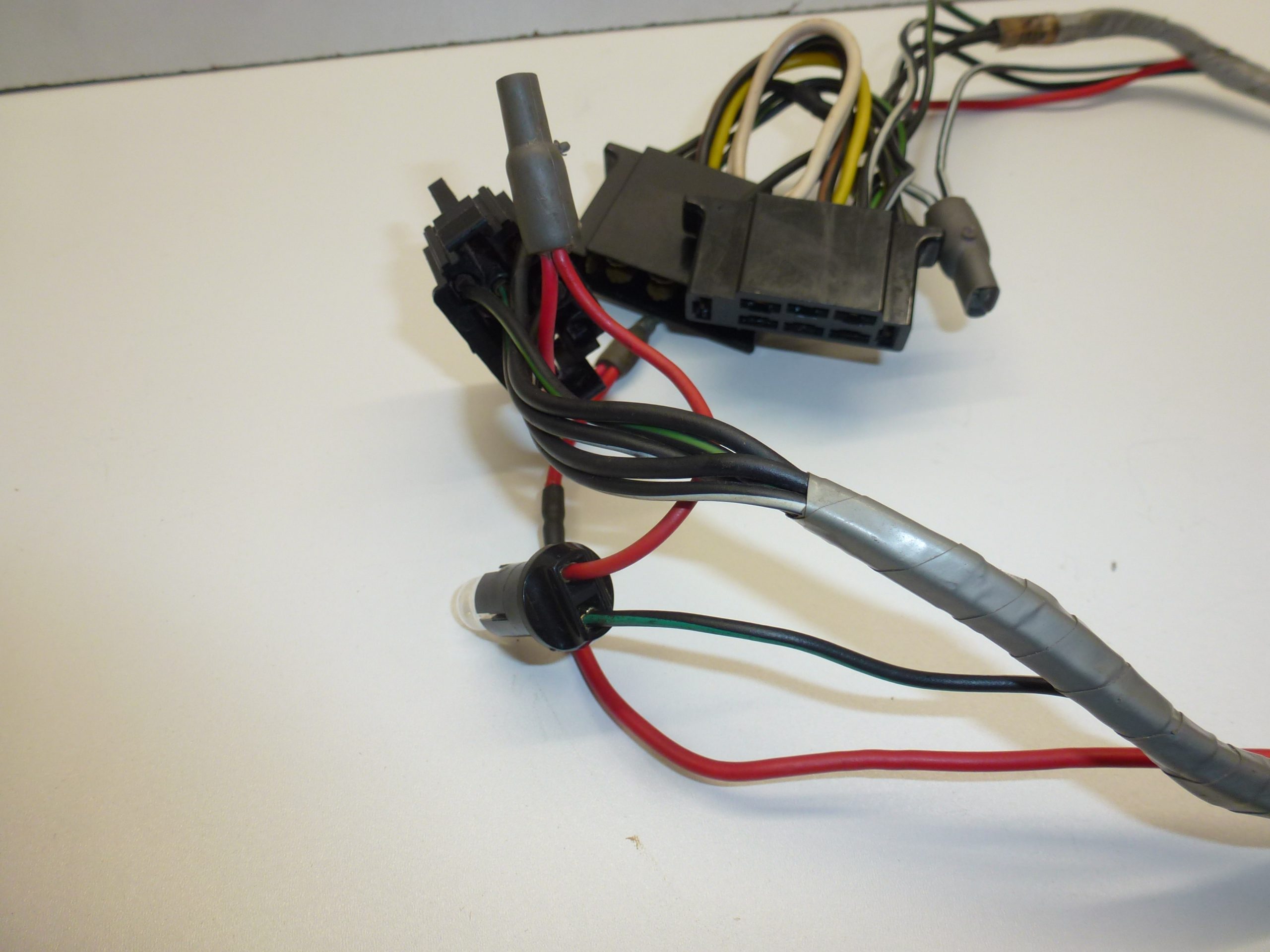 MK1 ESCORT, HAZARD WARNING LIGHT WIRING LOOM - Image 8