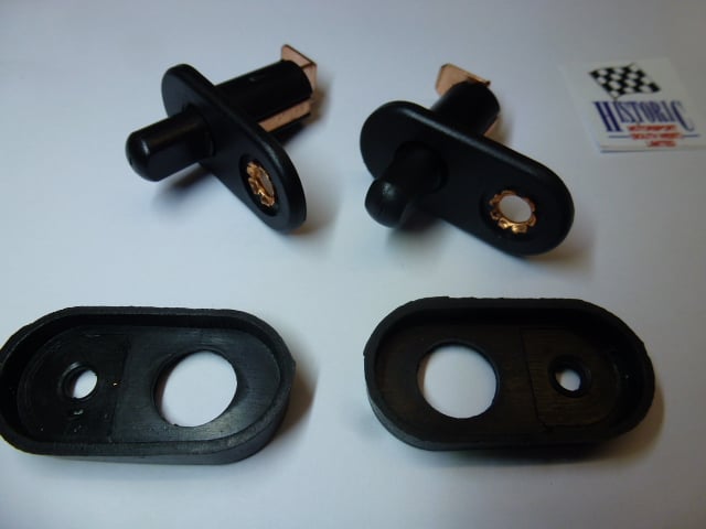 ESCORT MK1,MK2,MK3,FIESTA,CAPRI,SIERRA,BLACK DOOR SWITCHES WITH RUBBER BOOT