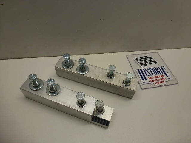 TYPE 9 GEARBOX TO MK1, MK2 ESCORT, MOUNTING BLOCKS WITH BOLTS - Image 4