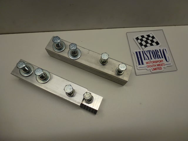 TYPE 9 GEARBOX TO MK1, MK2 ESCORT, MOUNTING BLOCKS WITH BOLTS